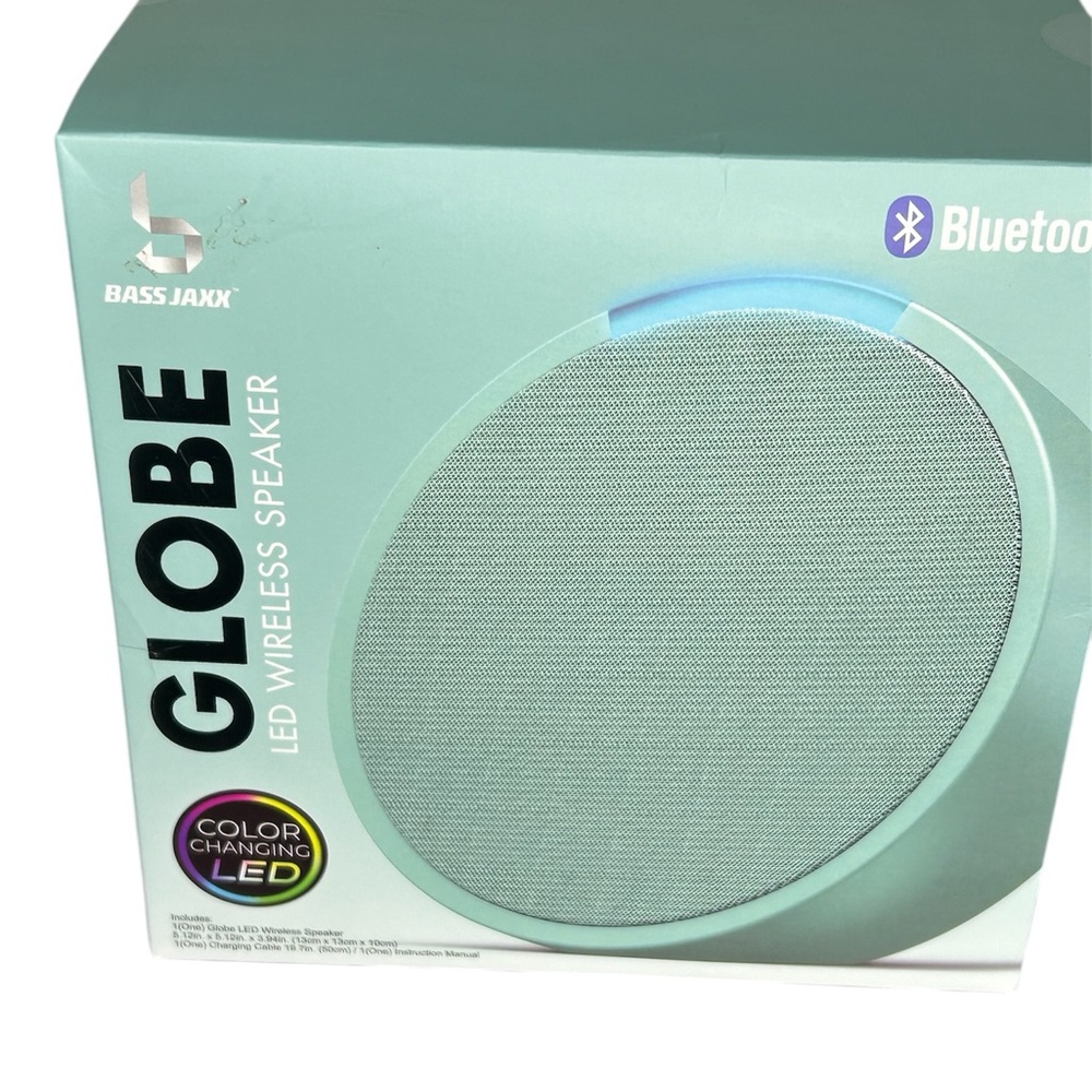 Globe LED Wireless Speaker - Green